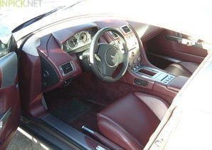 Aston Martin DB9