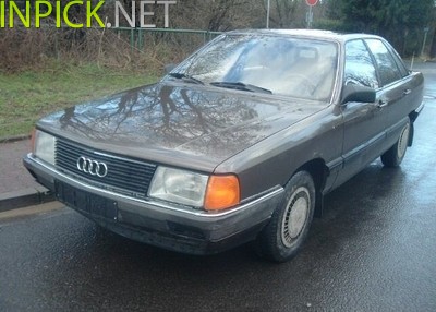 Audi 100