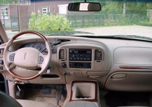 Lincoln Navigator