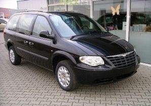 Chrysler Grand Voyager 2.4 л 147 к.с. (2004–2005)