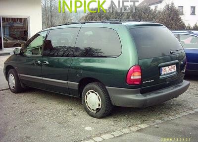 Chrysler Grand Voyager 2.4 л 151 л.с. (1997–1998)