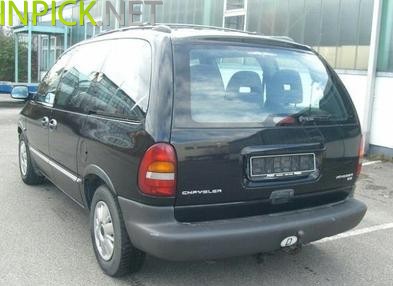 Chrysler Grand Voyager 2.4 л 151 л.с. (1997–1998)