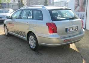 Tойота Avensis 1.8 л 129 к.с. (2003–2006)
