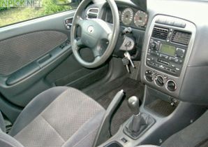Tойота Avensis 1.6 л 110 к.с. (2000–2003)