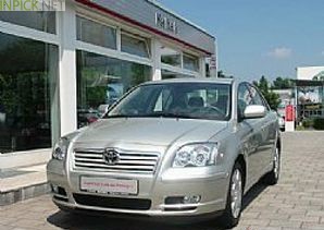 Tойота Avensis 2.0 л 147 к.с. (2003–2006)