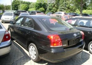 Tойота Avensis 2.0 л 147 к.с. (2003–2006)