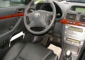 Tойота Avensis 2.0 л 147 к.с. (2003–2006)