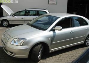 Tойота Avensis 2.0 л 147 к.с. (2003–2006)