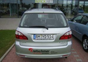 Toyota Avensis Verso 2.0 L 150 hp (2003–2006)