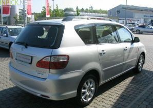 Toyota Avensis Verso 2.0 L 150 hp (2003–2006)