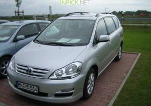 Toyota Avensis Verso 2.0 L 150 hp (2003–2006)