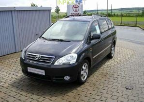 Toyota Avensis Verso 2.0 L 150 hp (2001–2003)