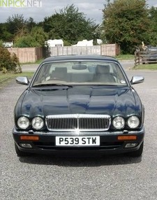 Daimler Double Six