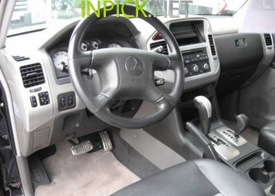 Mitsubishi Pajero 2003–2004