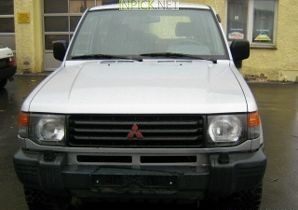 Mitsubishi Pajero 2.5 L 99 hp (1991–1997)