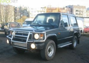 Mitsubishi Pajero 2.5 L 99 hp (1991–1997)