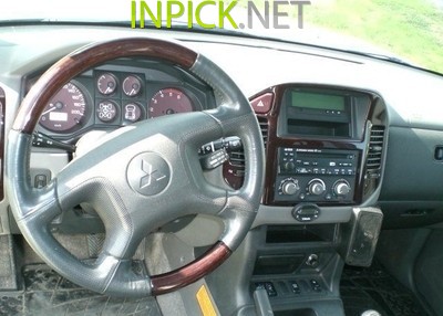 Mitsubishi Pajero 2000–2003