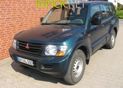 Mitsubishi Pajero 2000–2003