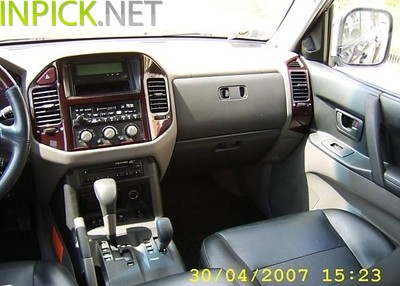 Mitsubishi Pajero 2000–2003