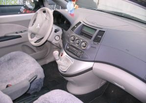 Mitsubishi Grandis 2.0 L 136 hp (2005–2011)