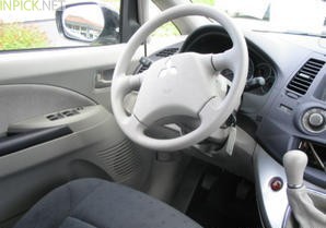 Mitsubishi Grandis 2.0 L 136 hp (2005–2011)