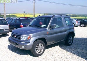 Mitsubishi Pajero Pinin 2003–2004