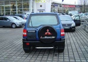 Mitsubishi Pajero Pinin 2003–2004