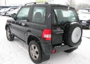 Mitsubishi Pajero Pinin 2003–2004