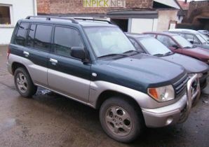 Mitsubishi Pajero Pinin 2002–2003