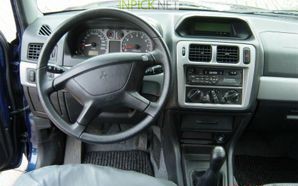 Mitsubishi Pajero Pinin 2002–2003