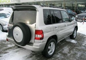 Mitsubishi Pajero Pinin 2002–2003