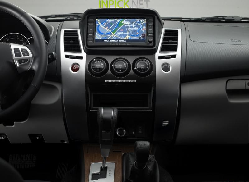 Mitsubishi Pajero Sport 2.5 L 178 hp (2010–present)