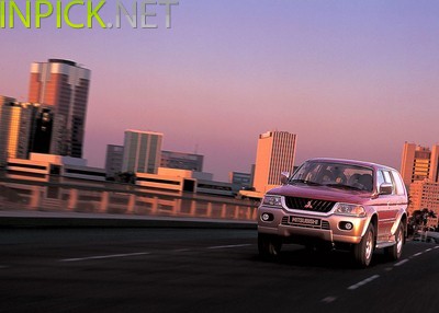 Mitsubishi Pajero Sport 2.5 л 115 к.с. (2002–2004)