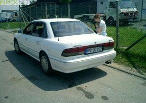 Mitsubishi Sigma 1991–1996