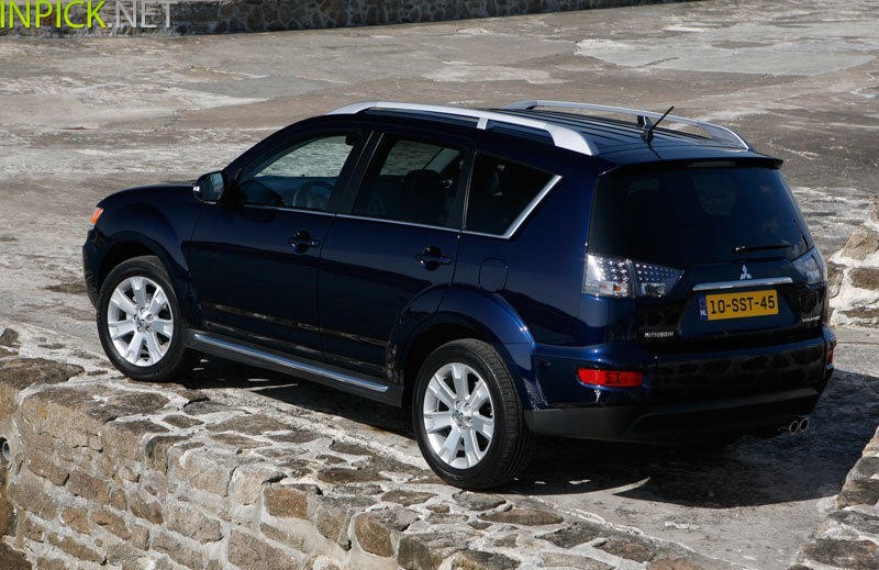 Mitsubishi Outlander XL 2010–2013