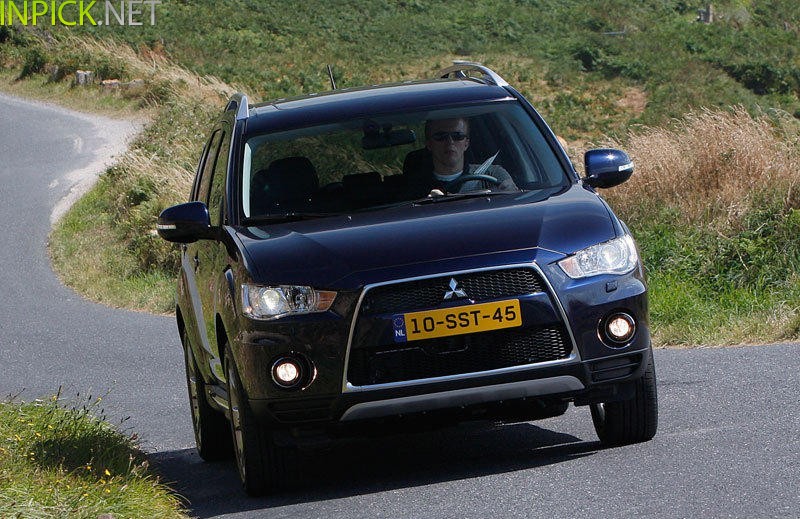 Mitsubishi Outlander XL 2010–2013