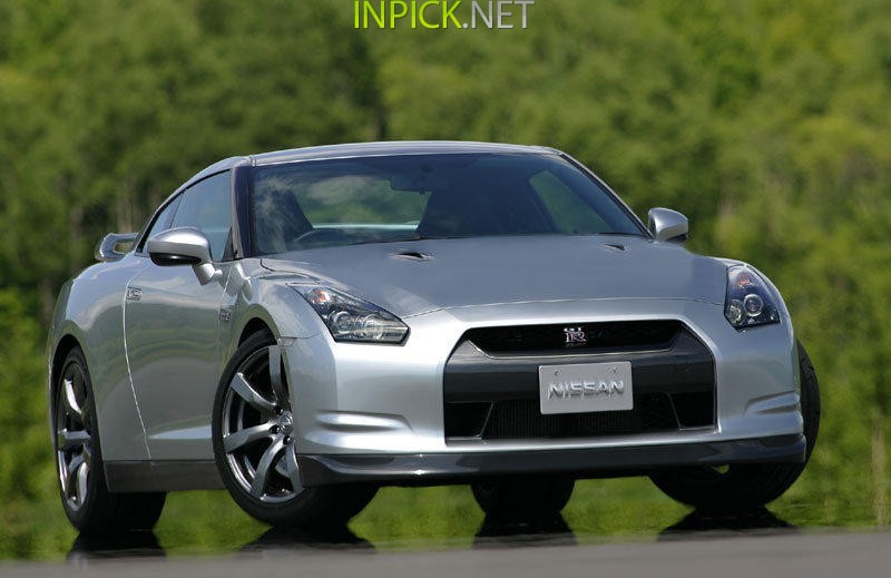 Nissan GT-R 3.8 л 530 л.с. (2011–н.в.)