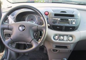 Nissan Almera Tino 2000–2003