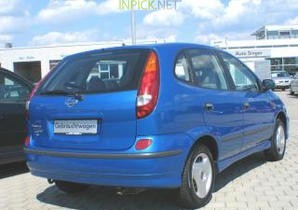 Nissan Almera Tino 2000–2003