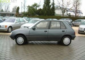 Peugeot 205 1.1 л 54 л.с. (1987–1989)