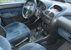 Peugeot 206 1.1 л 60 к.с. (1998–2002)
